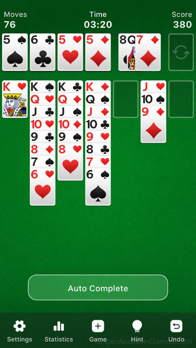 Solitaire Classic Klondike gameplay screenshot 1