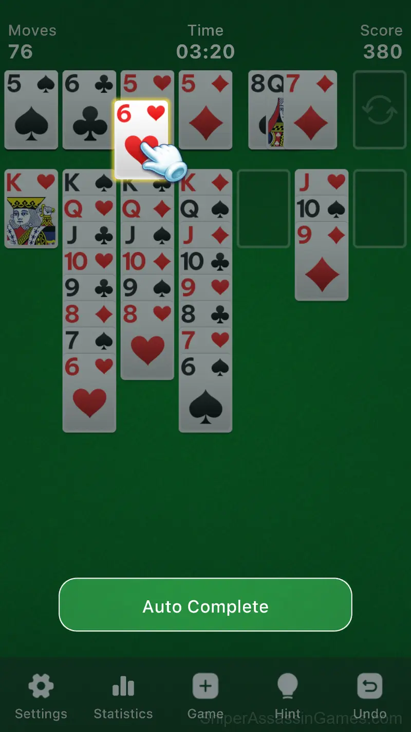 Solitaire Classic Klondike gameplay screenshot 2
