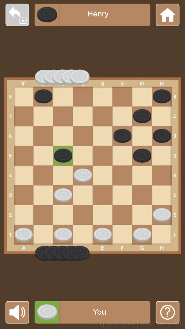 Checkers+ gameplay screenshot 2